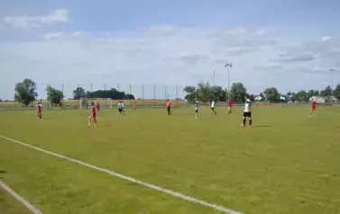 Sportowe otwarcie kompleksu boisk przy Szkole Podstawowej 5