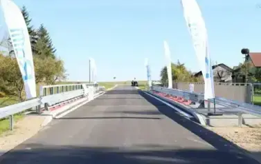 Uroczyste otwarcie mostu  w miejscowości Świerże &ndash; Kiełcze 10