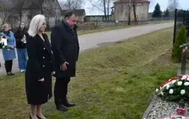 24 marca 2025 r. w&nbsp;Gminie Zaręby Kościelne oddano hołd Polakom, kt&oacute;rzy ratowali Żyd&oacute;w pod okupacją niemiecką 5