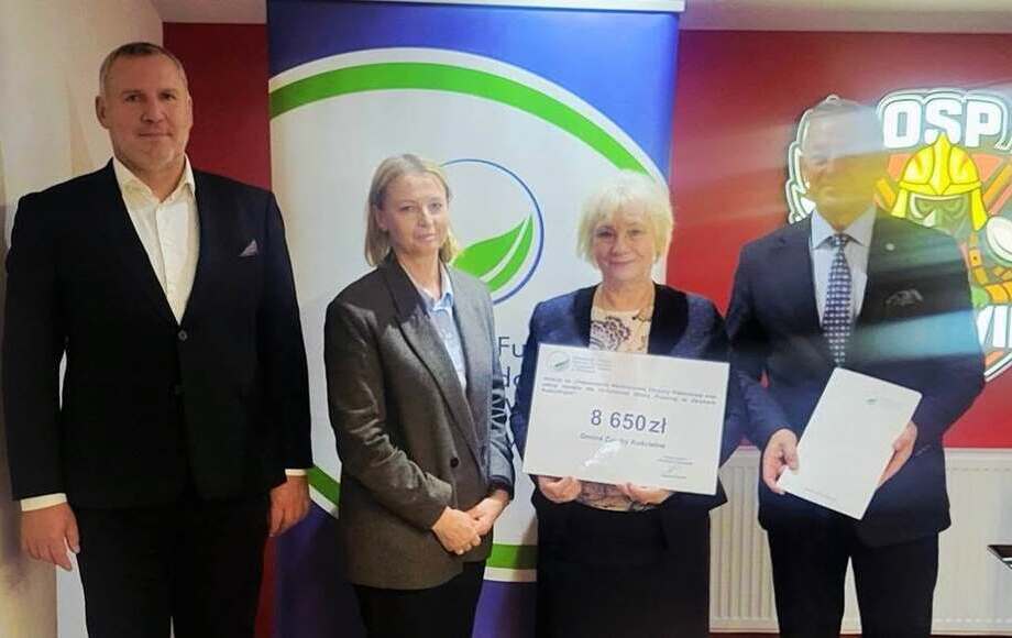 Nowy sprzęt dla strażaków i MDP w Zarębach Kościelnych